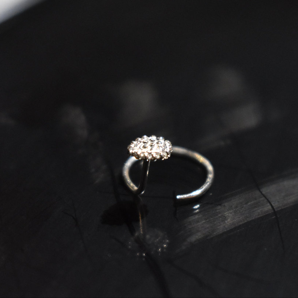 Teardrop Dotted Nose Pin – 925 Sterling Silver