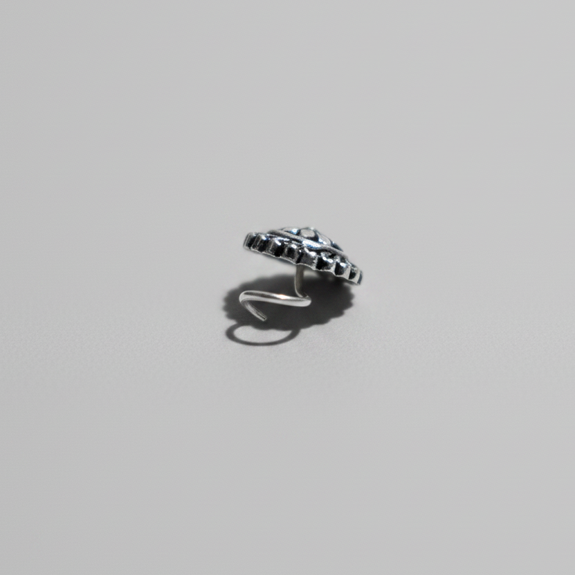 Abstract Circle Nose Pin – 925 Sterling Silver