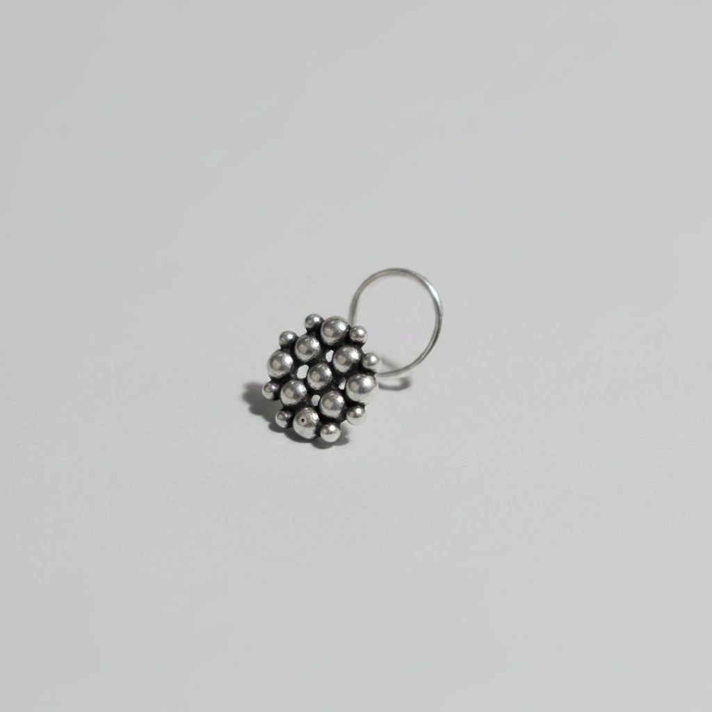 Dotted Amoeba Nose Pin – 925 Sterling Silver