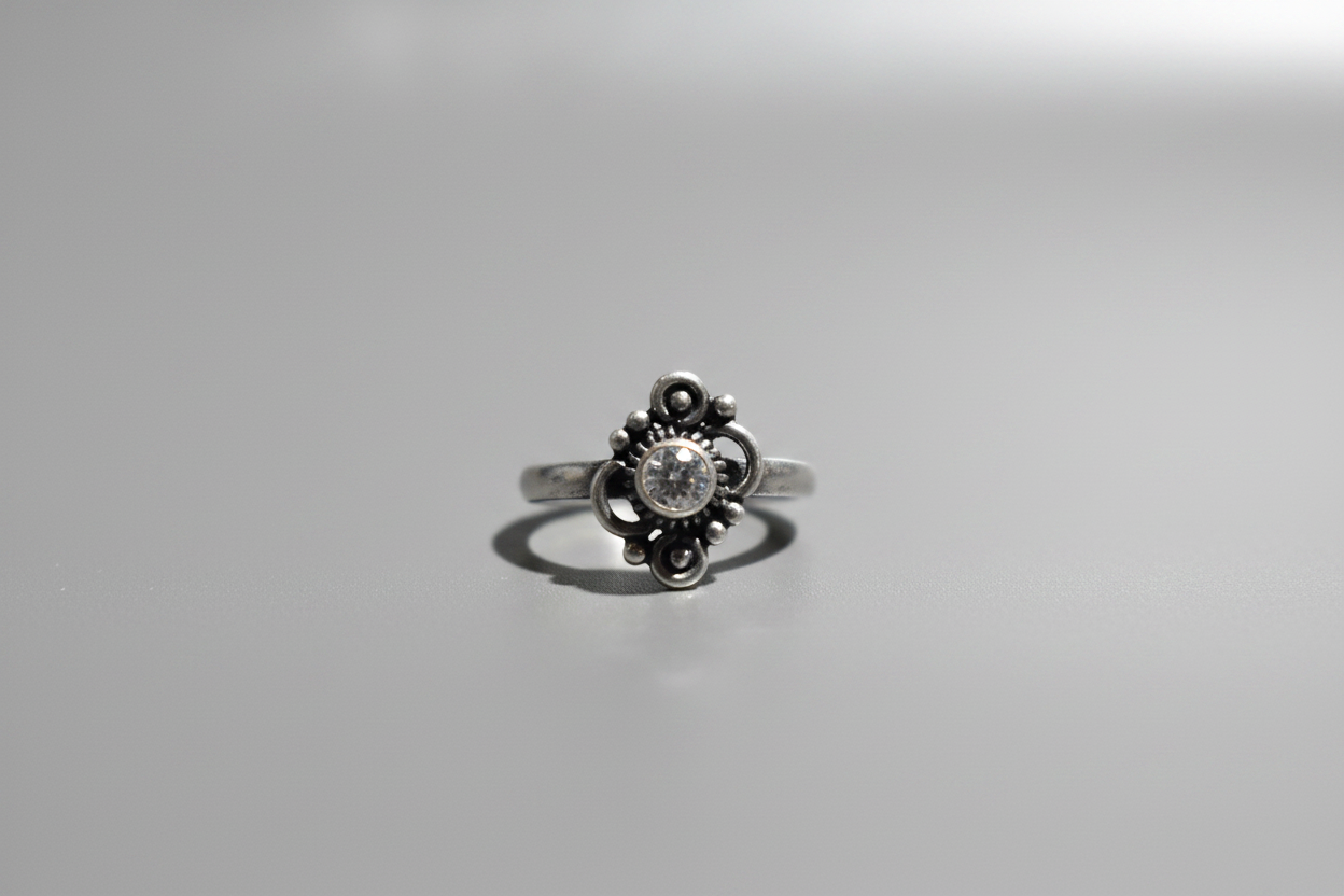 Flower Pattern Zircon Statement Ring – 92.5 Sterling Silver
