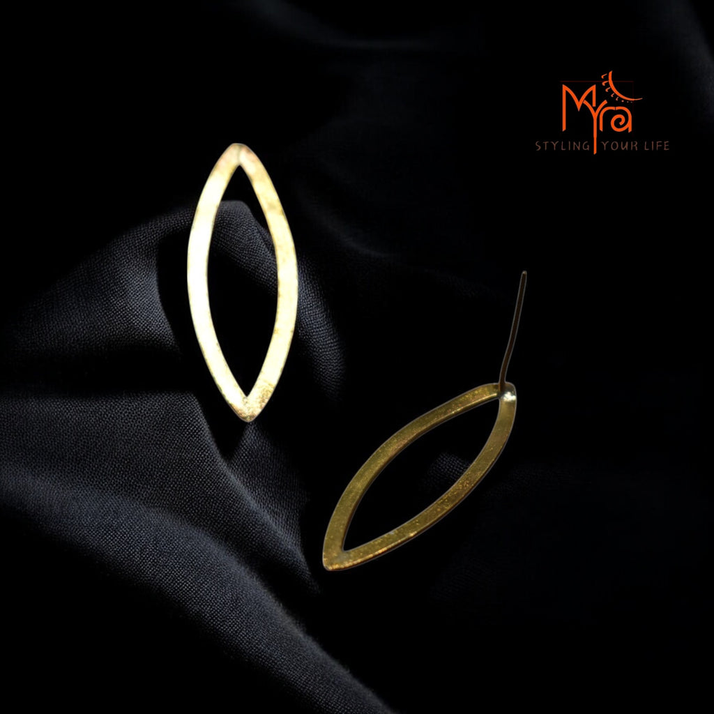 The Gaze Earrings