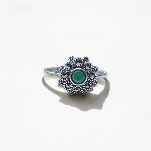 Marcasite & Green Onyx Silver Ring - US Size 5