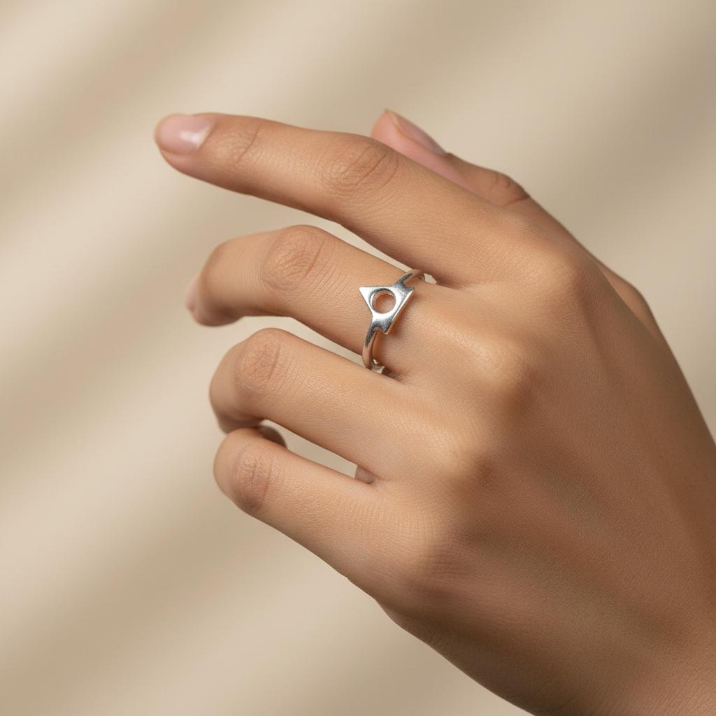 Circle in Triangle Silver Ring - US Size 7