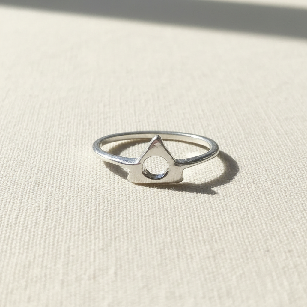 Circle in Triangle Silver Ring - US Size 7