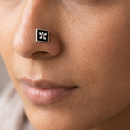 Noir Bloom – Black Square Handpainted White Floral 925 Sterling Silver Nose Pin