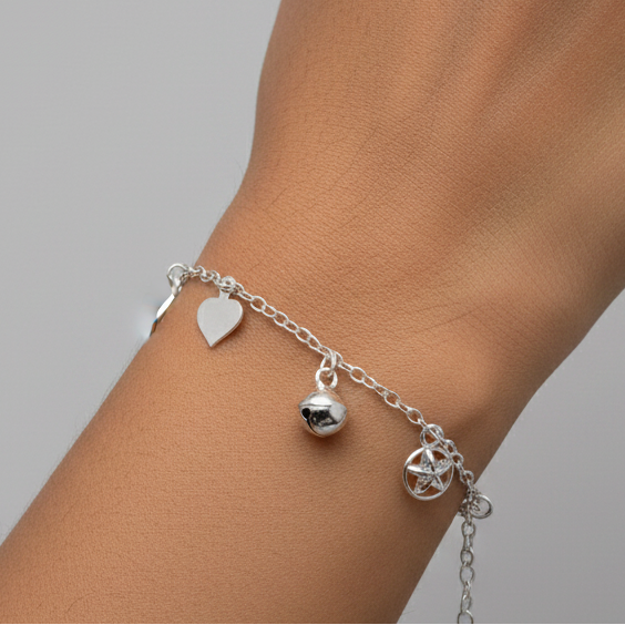 Tara – Heart & Star Charm 925 Sterling Silver Bracelet