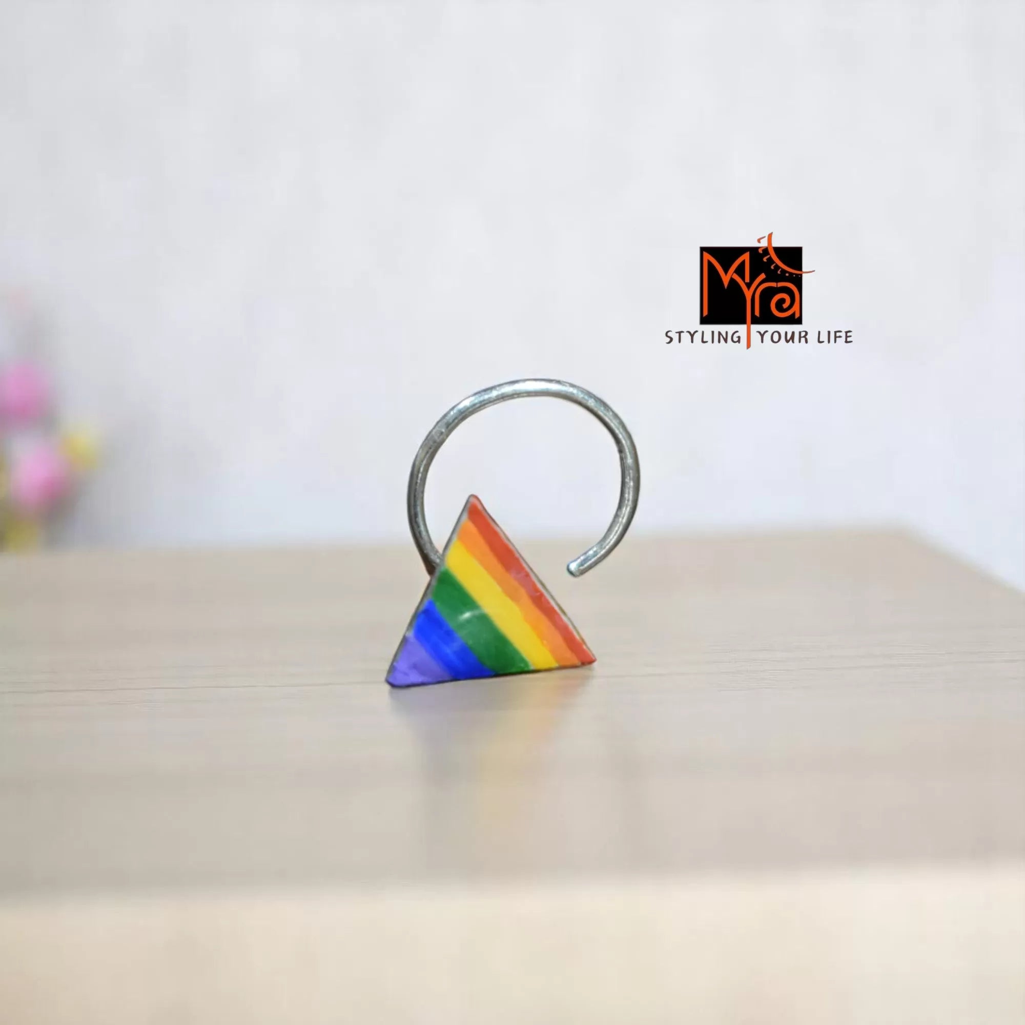 Rangkona Triangle Silver Nosepin
