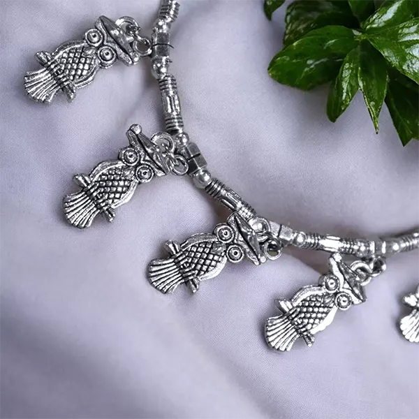 Metal Charm Anklet : Owl