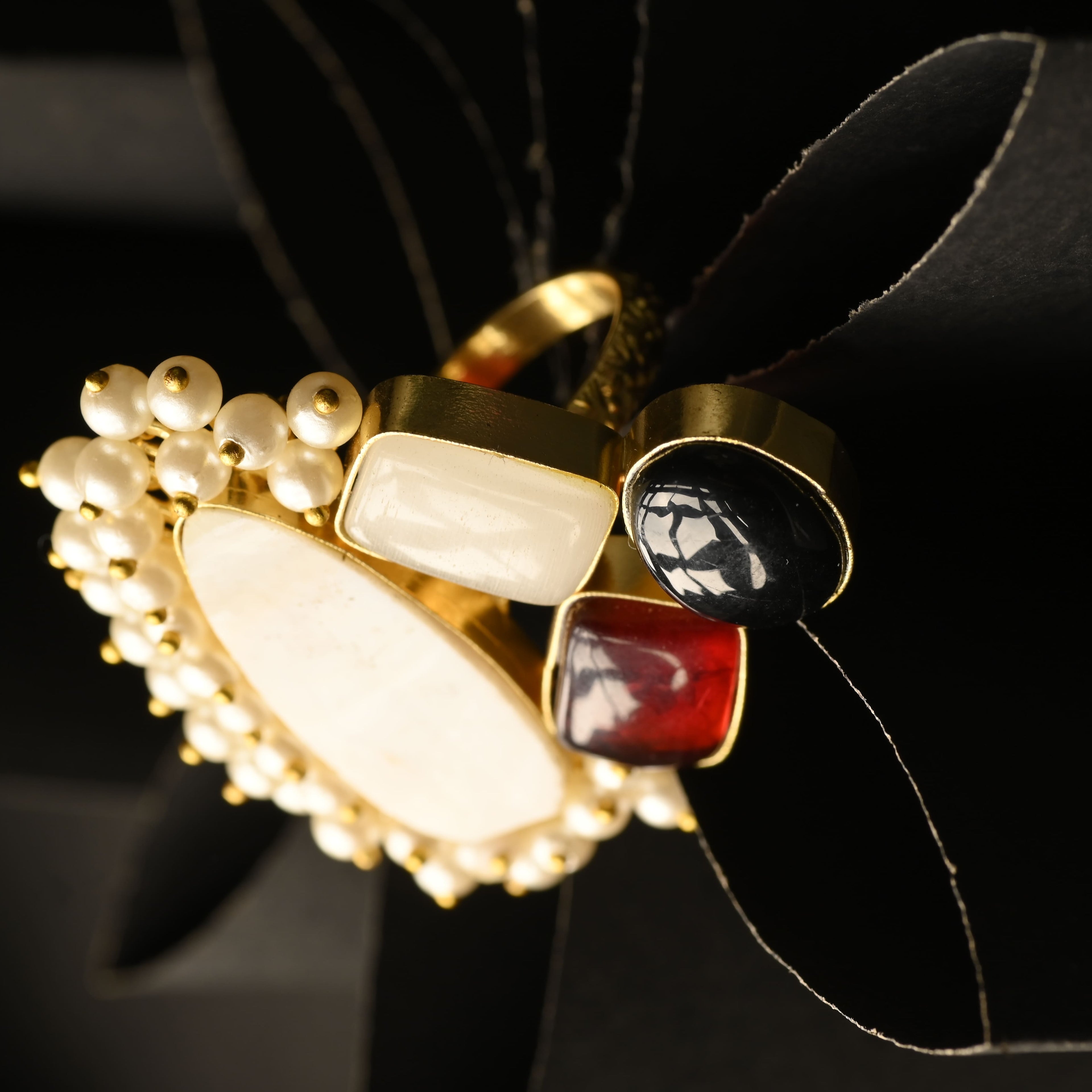 Pearl & Stone Brass Ring