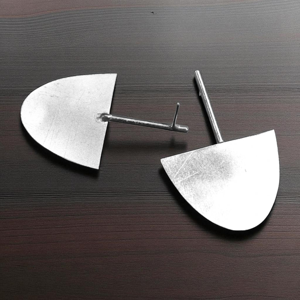 The Semi Circle Brass Ear Studs (Silver Polished)