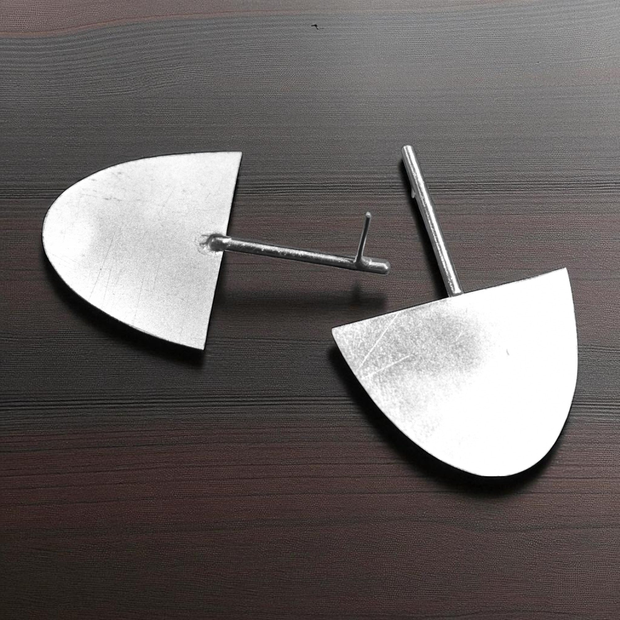 The Semi Circle Brass Ear Studs (Silver Polished)