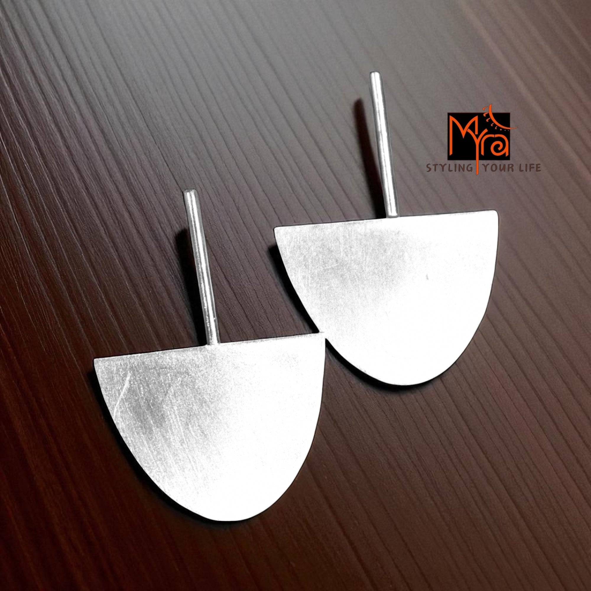 The Semi Circle Brass Ear Studs (Silver Polished)