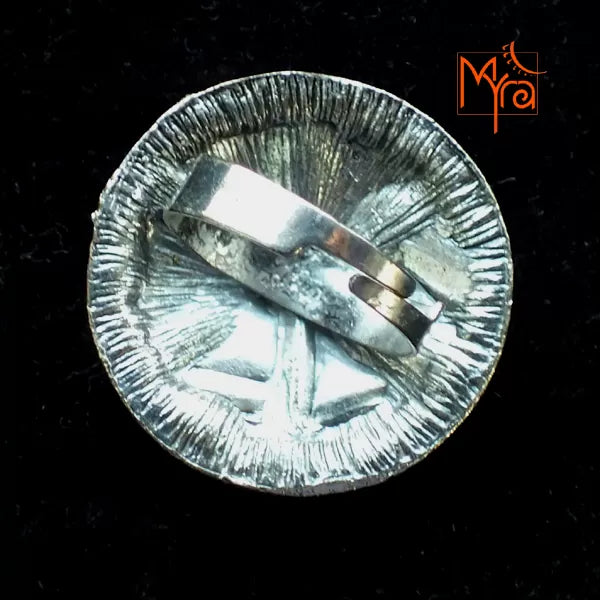 Concentric Circle Pattern Metal Ring
